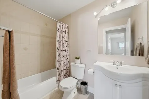 670 Marilyn Avenue Glendale Heights IL 60139
