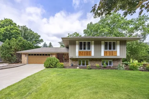 13600 South Longview Drive Homer Glen IL 60491