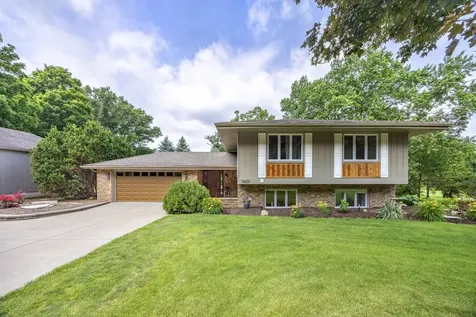 13600 South Longview Drive Homer Glen IL 60491