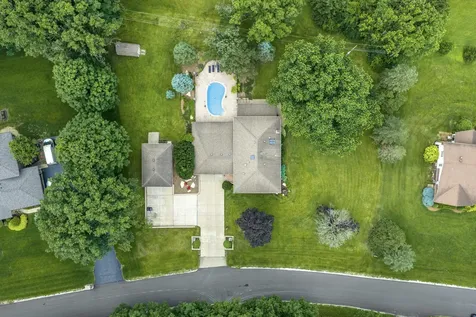 13600 South Longview Drive Homer Glen IL 60491