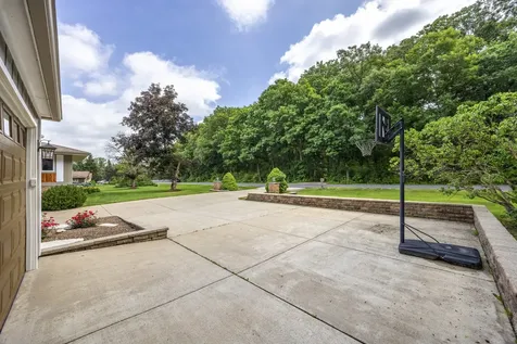 13600 South Longview Drive Homer Glen IL 60491
