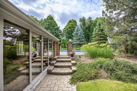 13600 South Longview Drive Homer Glen IL 60491