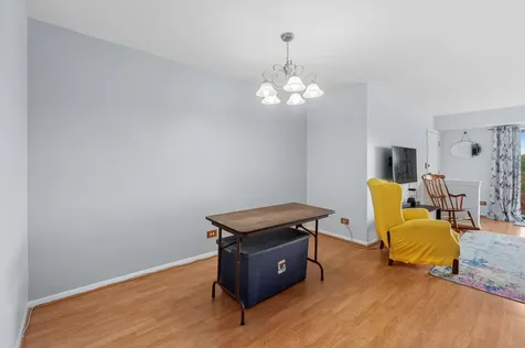 111 West Brandon Court Palatine IL 60067