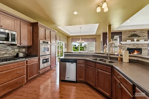233 Willington Way Oswego IL 60543