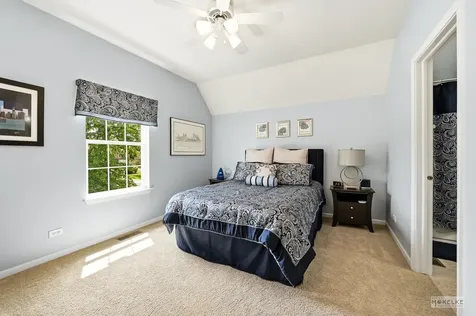 233 Willington Way Oswego IL 60543