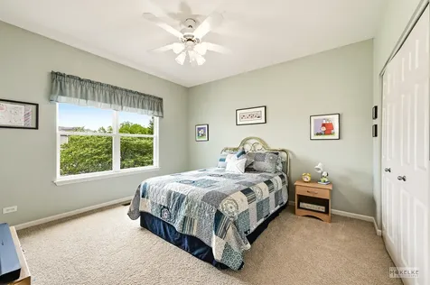 233 Willington Way Oswego IL 60543