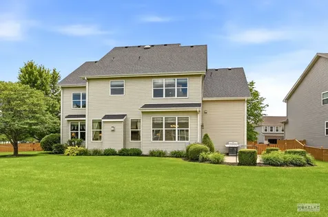 233 Willington Way Oswego IL 60543