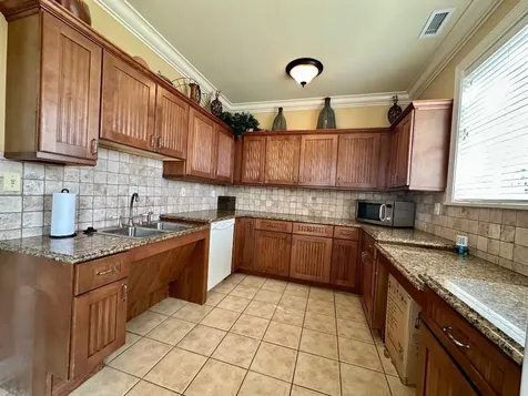 233 Willington Way Oswego IL 60543