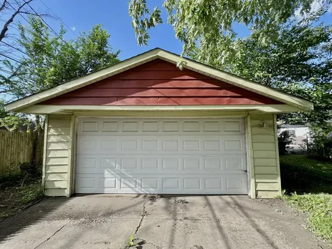 606 East 164th Place South Holland IL 60473