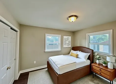 606 East 164th Place South Holland IL 60473