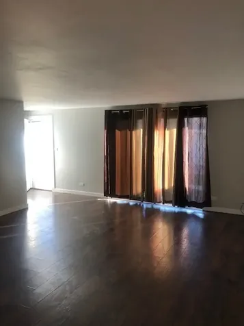 1334 Yarmouth Court Schaumburg IL 60193