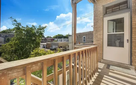 3602 North Oakley Avenue Chicago IL 60618