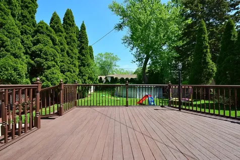1413 North Burning Bush Lane Mount Prospect IL 60056