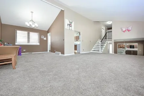 1413 North Burning Bush Lane Mount Prospect IL 60056