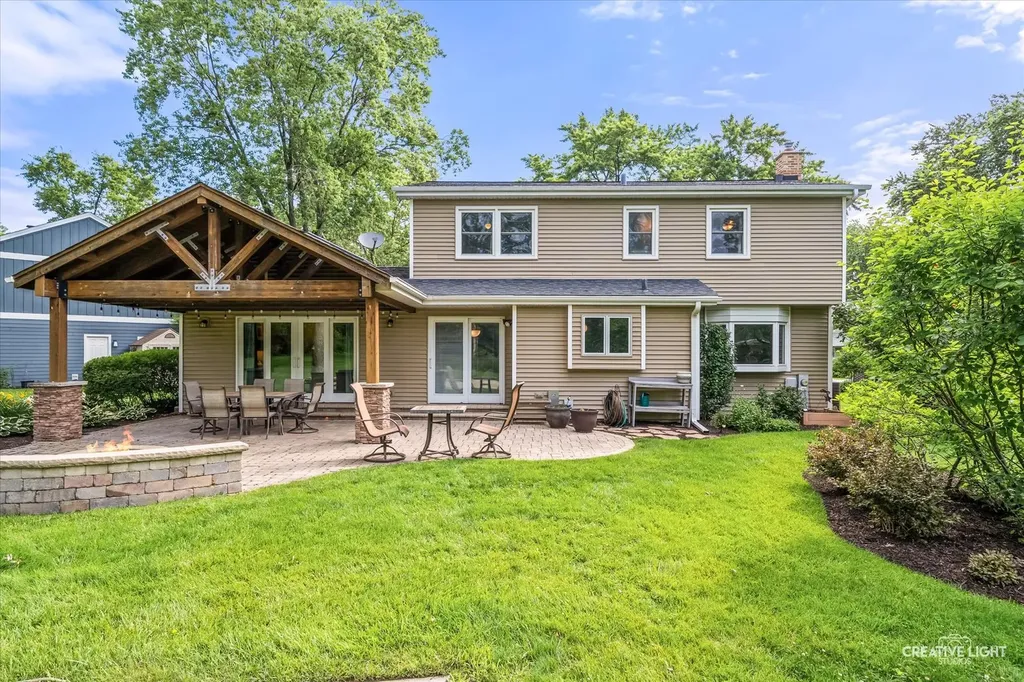 80 Bunting Lane Naperville IL 60565