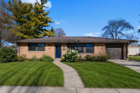 3749 Kemman Avenue Brookfield IL 60513