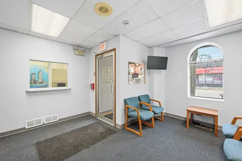 10547 South Ewing Avenue Chicago IL 60617