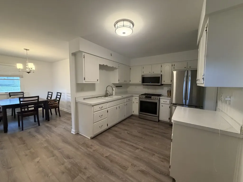 518 East 18th Street Lockport IL 60441