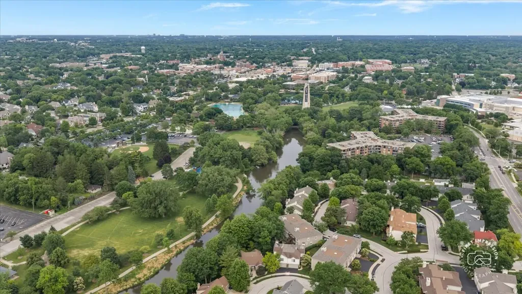 530 River Front Circle Naperville IL 60540