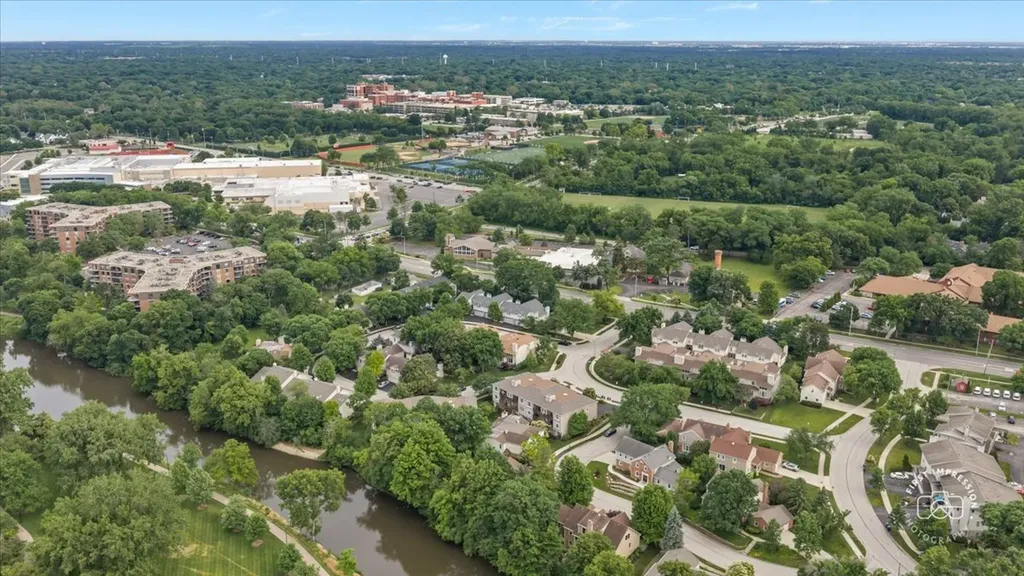 530 River Front Circle Naperville IL 60540