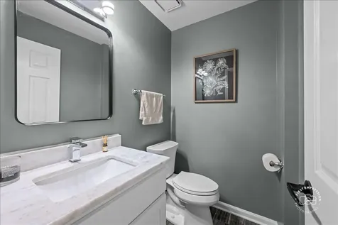 530 River Front Circle Naperville IL 60540