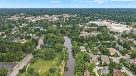 530 River Front Circle Naperville IL 60540