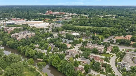 530 River Front Circle Naperville IL 60540