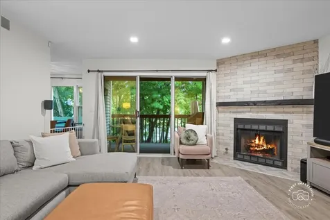 530 River Front Circle Naperville IL 60540