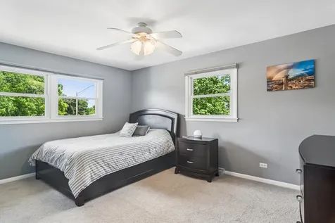 1201 East Barberry Lane Mount Prospect IL 60056