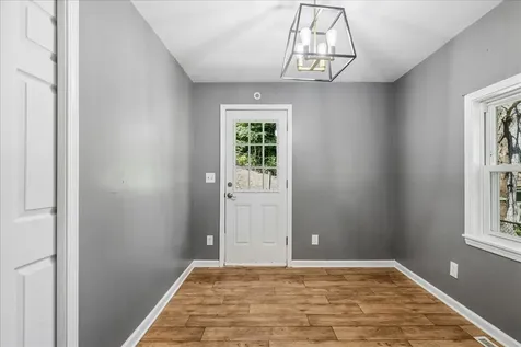 116 Valley Drive Cary IL 60013