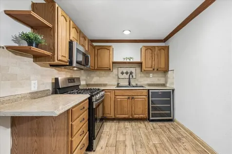 116 Valley Drive Cary IL 60013