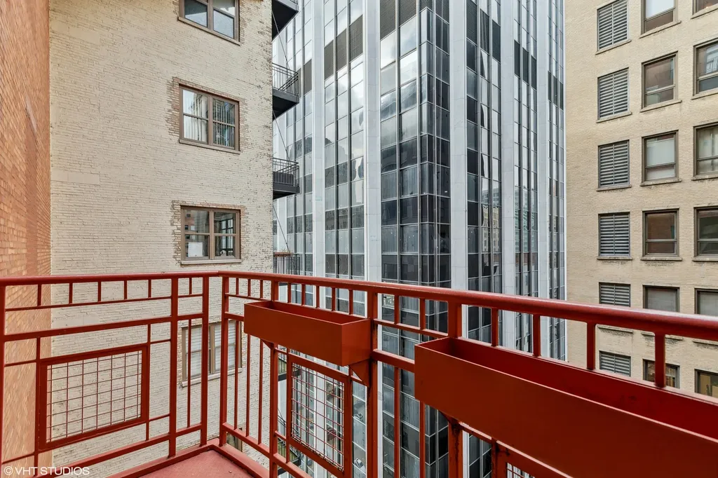 208 West Washington Street Chicago IL 60606