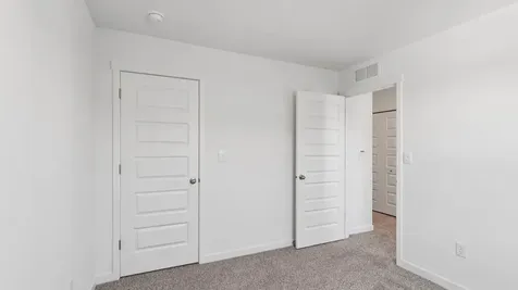 535 Yosemite Way Mundelein IL 60060