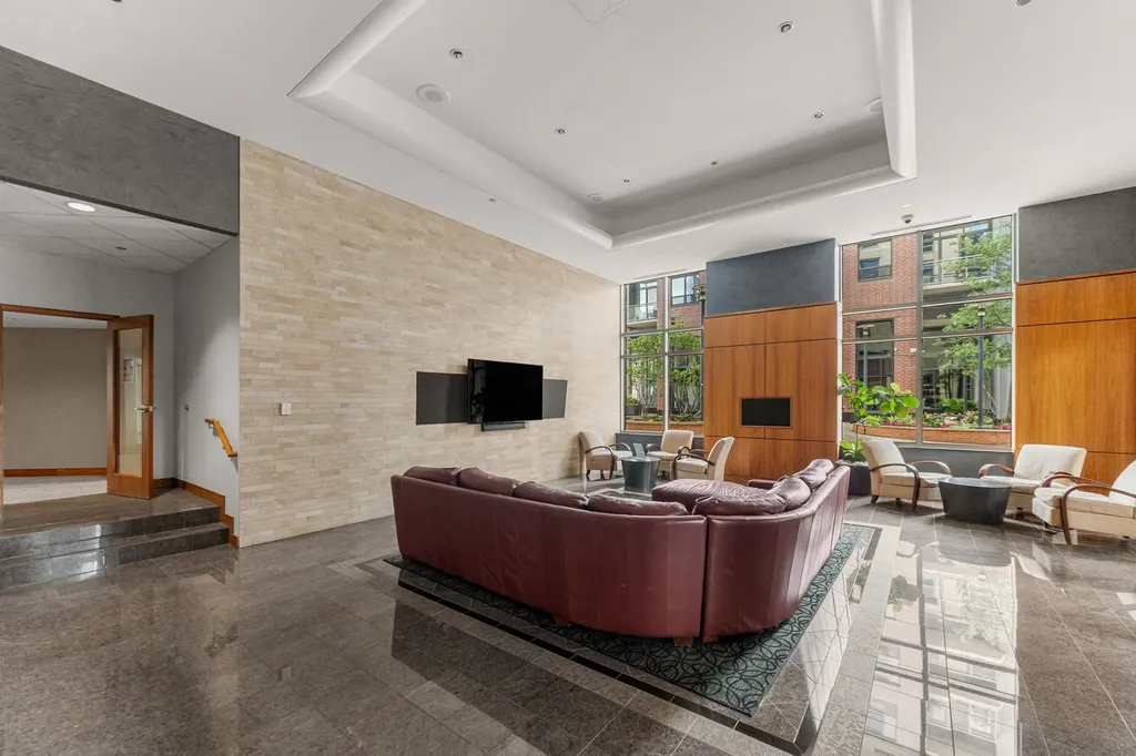 420 East Waterside Drive Chicago IL 60601