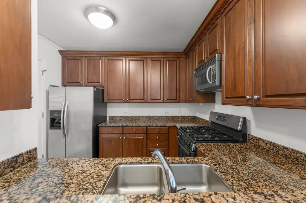 420 East Waterside Drive Chicago IL 60601