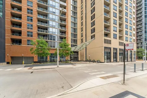 420 East Waterside Drive Chicago IL 60601