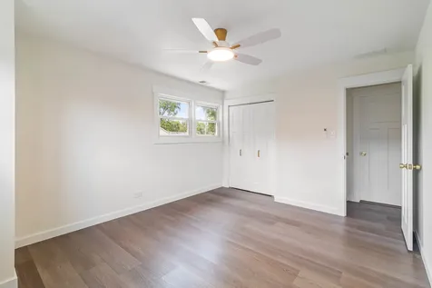 10528 South Lawndale Avenue Chicago IL 60655