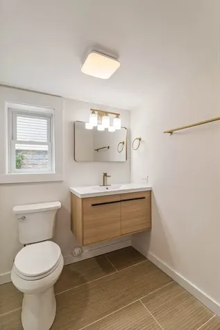 10528 South Lawndale Avenue Chicago IL 60655