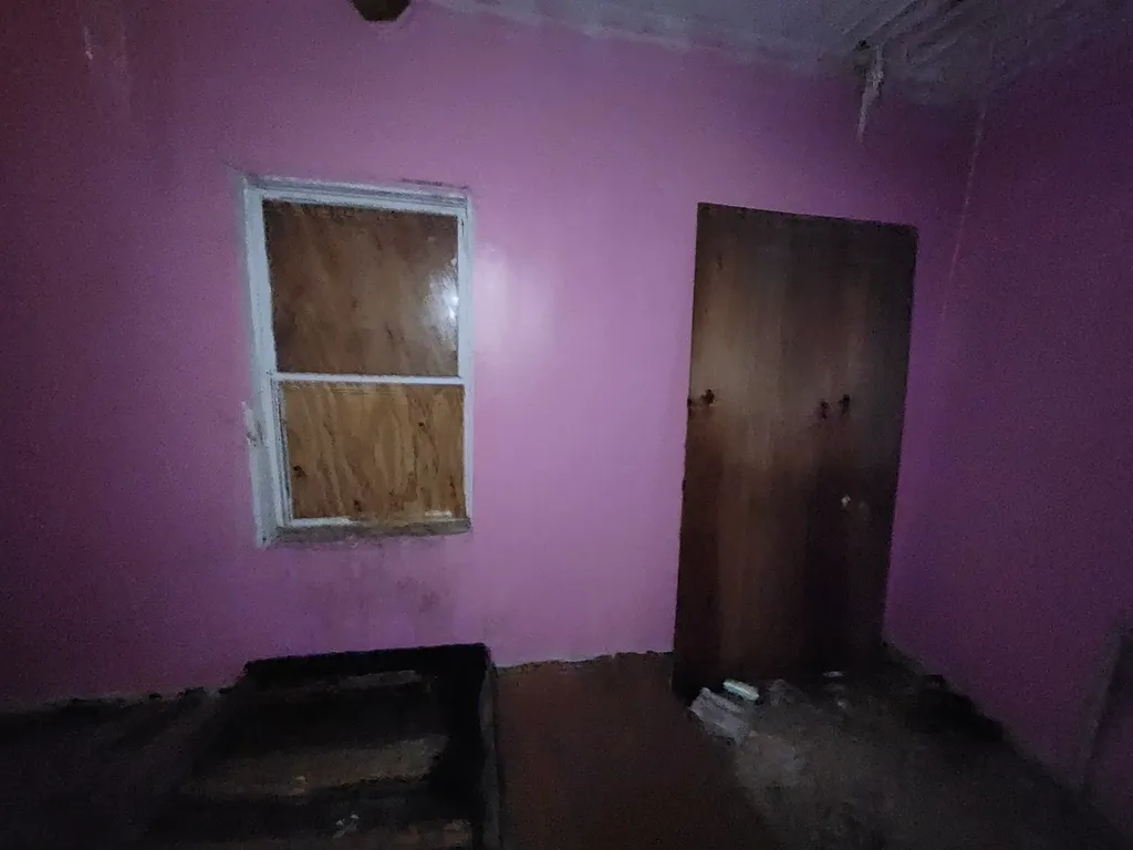 8119 South Perry Avenue Chicago IL 60620