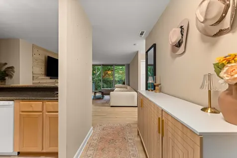 5810 Oakwood Drive Lisle IL 60532