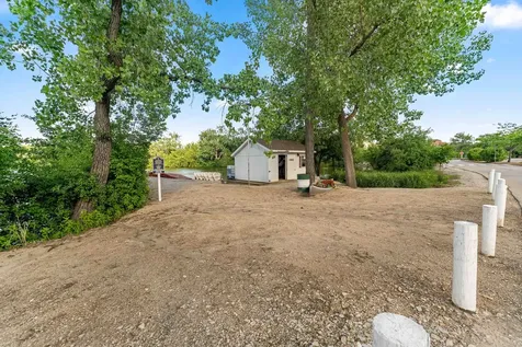 5810 Oakwood Drive Lisle IL 60532