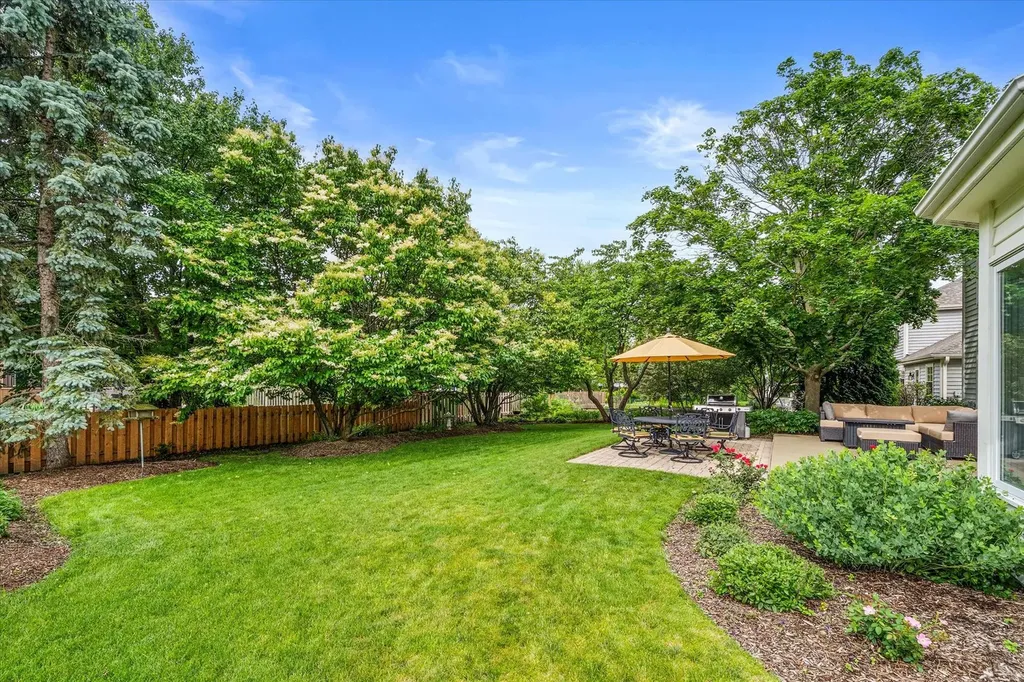 26W039 Marion Avenue Wheaton IL 60187