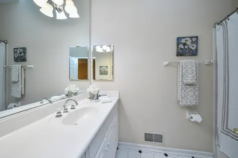 26W039 Marion Avenue Wheaton IL 60187
