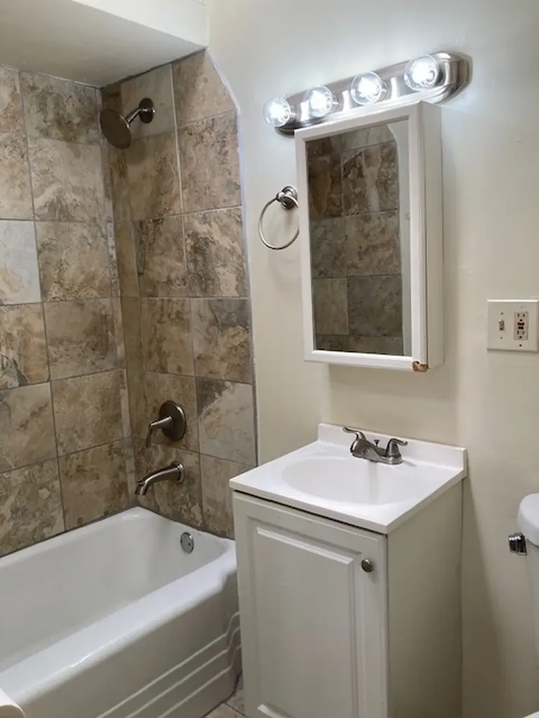 5740 South Archer Avenue Chicago IL 60638