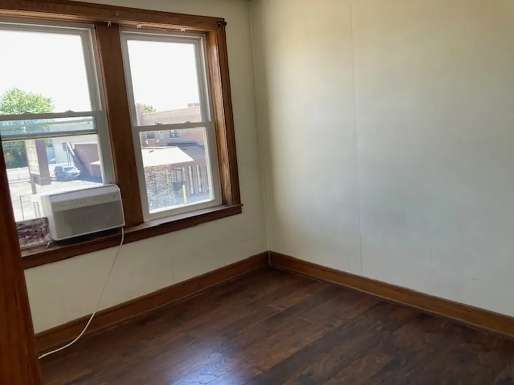 5740 South Archer Avenue Chicago IL 60638
