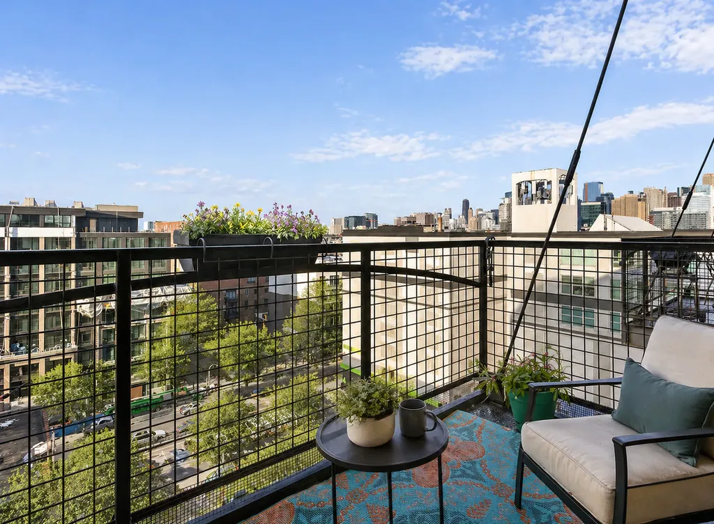 1224 West Van Buren Avenue Chicago IL 60607