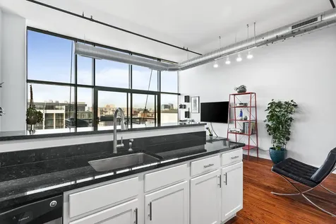 1224 West Van Buren Avenue Chicago IL 60607