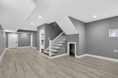 1610 S Fifth Avenue Maywood IL 60153