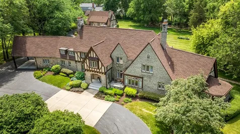 2407 West Galena Avenue Freeport IL 61032