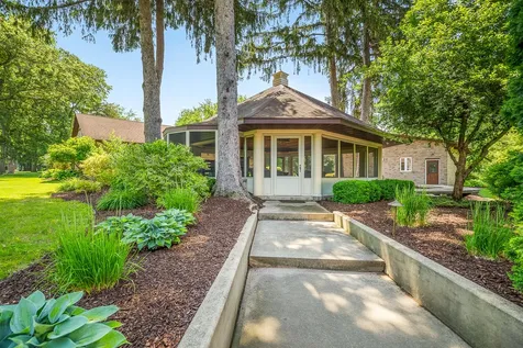 2407 West Galena Avenue Freeport IL 61032
